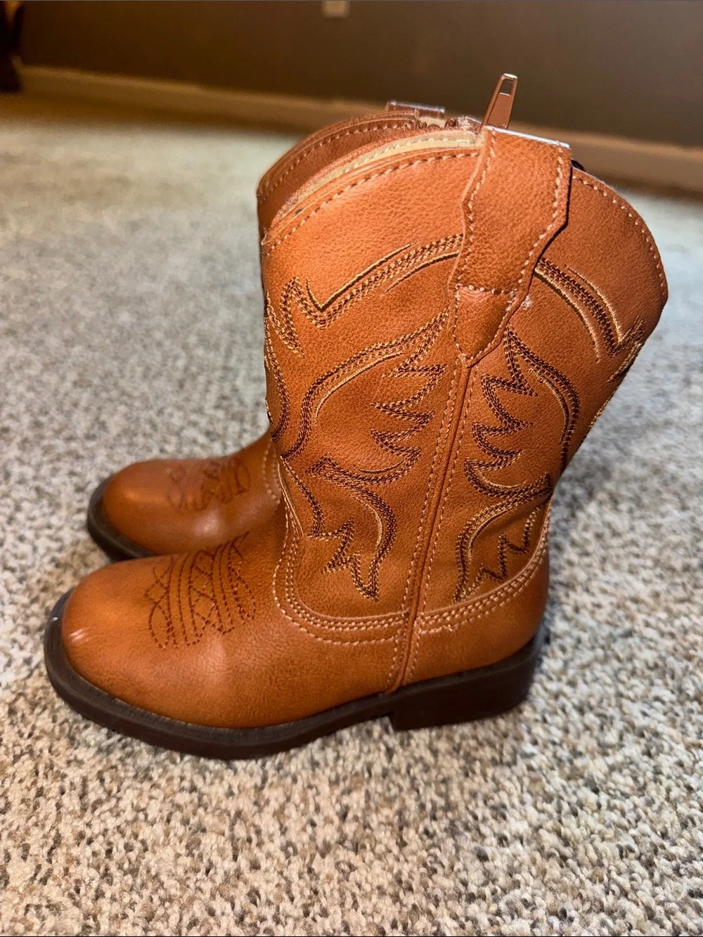 Magellan Outdoors Tan Pull-Tab Toddler Boots